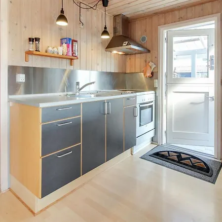 度假居 Maika - 800m To The Fjord By Interhome Bjerregård